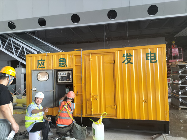 岑溪怎样判断空气滤清器是否需要更换？