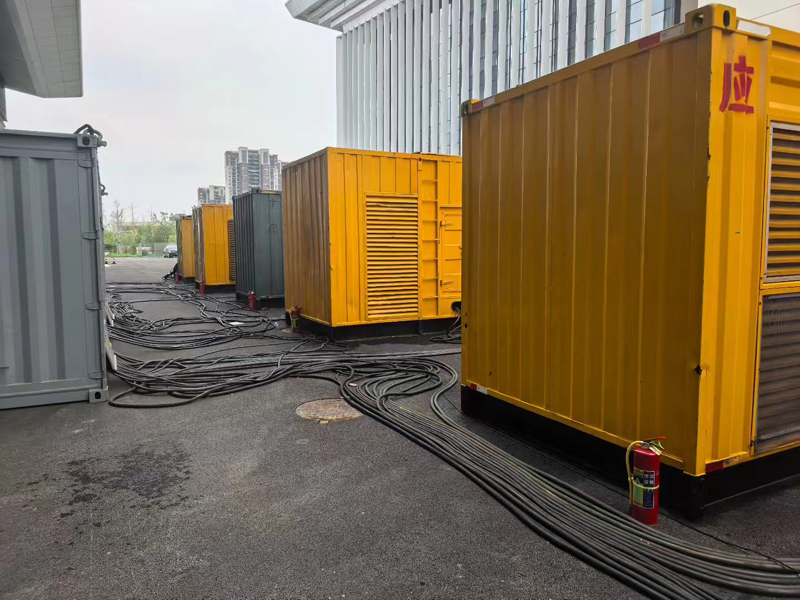 岑溪柴油发电机组冬季保养有哪些注意事项?